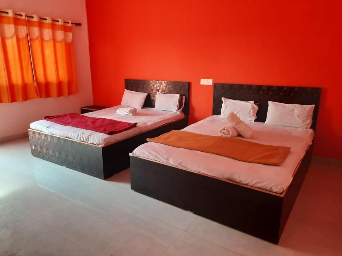 Hotel Nisarg Lodging And Restaurant Aurangabad  Buitenkant foto