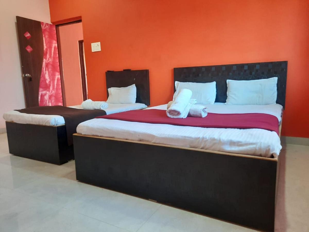 Hotel Nisarg Lodging And Restaurant Aurangabad  Buitenkant foto