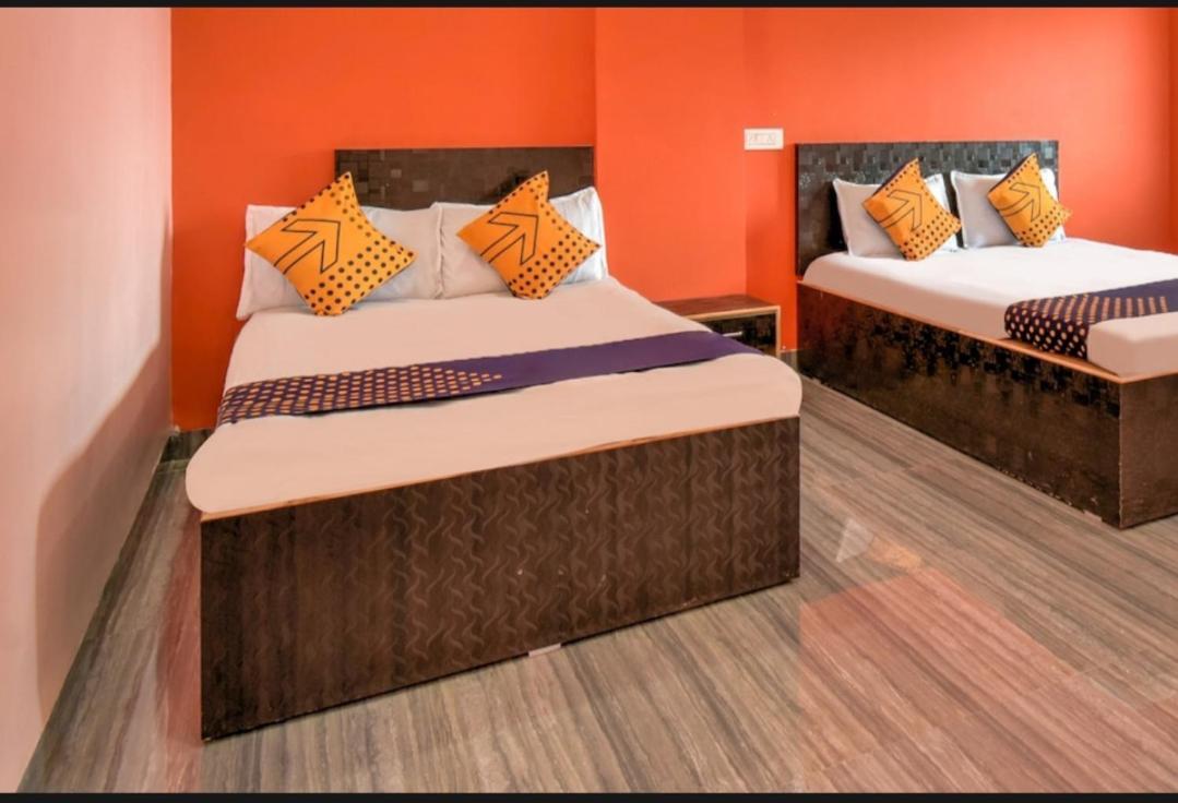Hotel Nisarg Lodging And Restaurant Aurangabad  Buitenkant foto